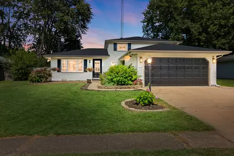360 Karen Dr, Bourbonnais, IL 60914