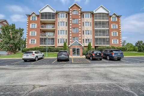 7716 Greenway Blvd #1SW, Tinley Park, IL 60487