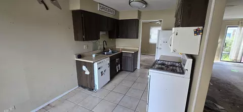 1268 Edinburgh Ct, Wheaton, IL 60189 photo 6