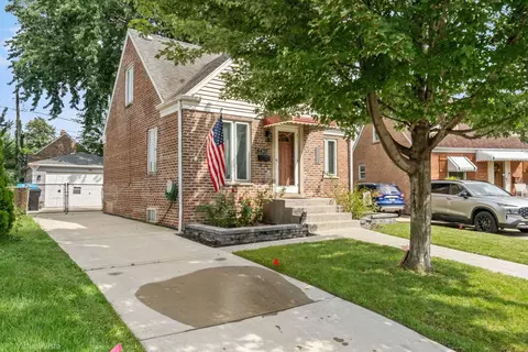 6435 S Lawler Ave, Chicago, IL 60638