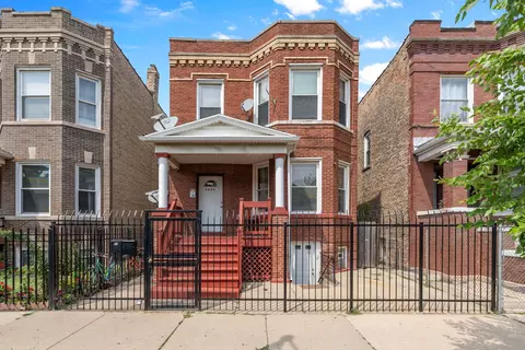 4038 W Potomac Ave, Chicago, IL 60651