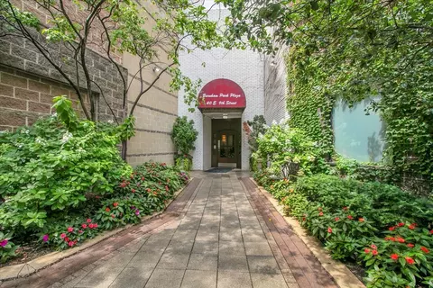 40 E 9th St #1216, Chicago, IL 60605