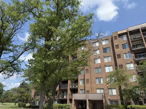 400 Park Ave #118, Calumet City, IL 60409