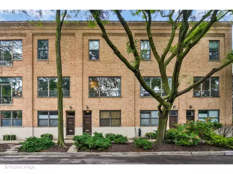 2253 N Wayne Ave #2B, Chicago, IL 60614