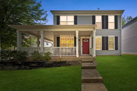 995 Serendipity Dr, Aurora, IL 60504