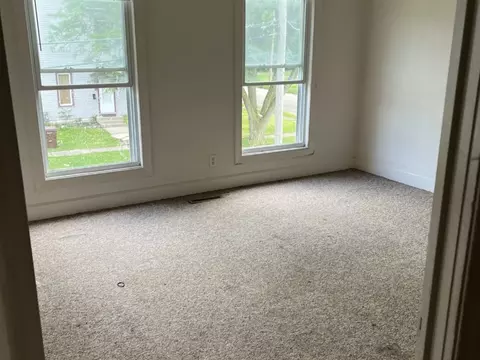 Bedroom - 110-112 E Frank St, Freeport, IL 61032 photo 3 of 4