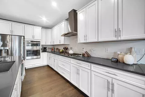 Kitchen - 3615 Eldorado Rd, Elgin, IL 60124 photo 3 of 3