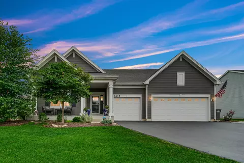 3615 Eldorado Rd, Elgin, IL 60124