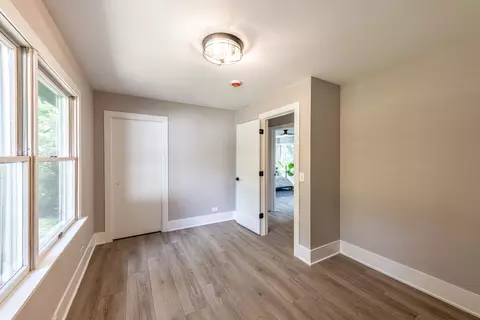 Bedroom - 37 W985 Binnie Rd, Dundee, IL 60118 photo 5 of 8