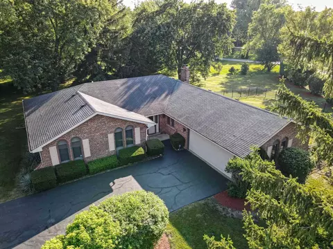 29 W431 Sunset Ridge Dr, Bartlett, IL 60103 photo 4