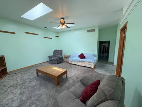 247 E North St, Lockport, IL 60441 photo 5