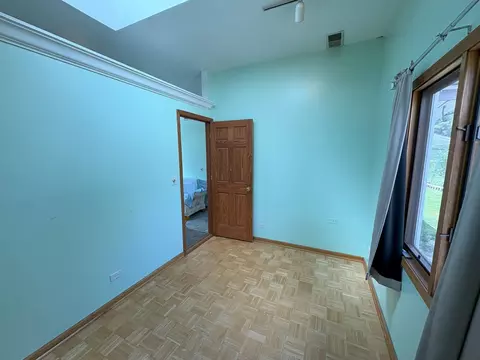 247 E North St, Lockport, IL 60441 photo 8