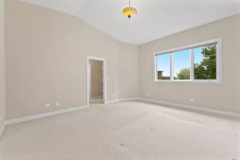 Bedroom - 86 Northfield Ter, Wheeling, IL 60090 photo 2 of 8