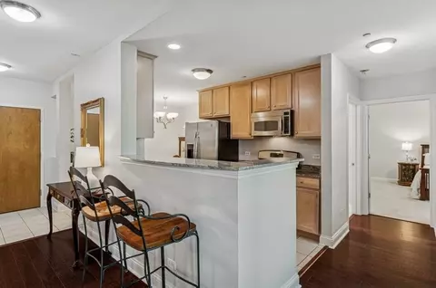 Kitchen - 2700 Summit Dr #409, Glenview, IL 60025 photo 1 of 3