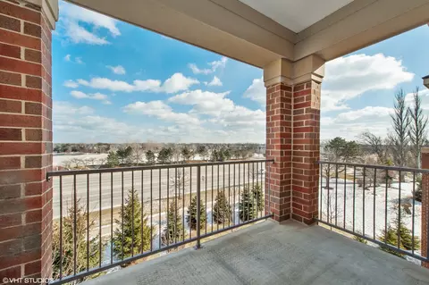Exterior - 2700 Summit Dr #409, Glenview, IL 60025 photo 2 of 2