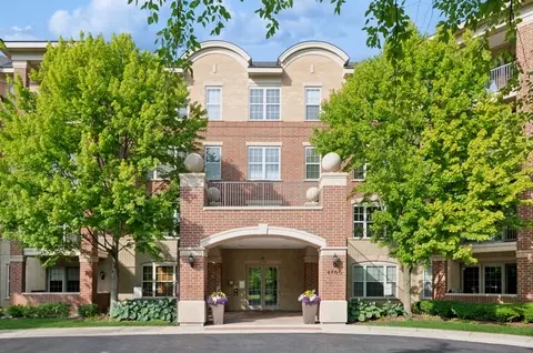 2700 Summit Dr #409, Glenview, IL 60025