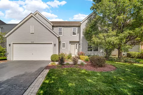 1642 Aster Dr, Romeoville, IL 60446