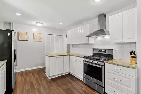 455 Mohave St, Hoffman Estates, IL 60169 photo 13