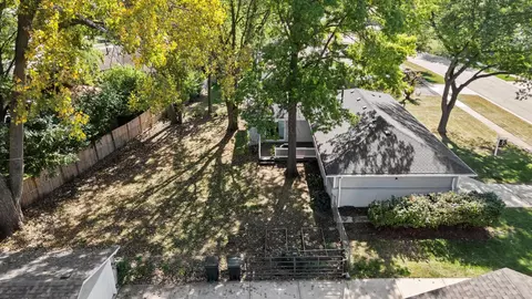 455 Mohave St, Hoffman Estates, IL 60169 photo 6