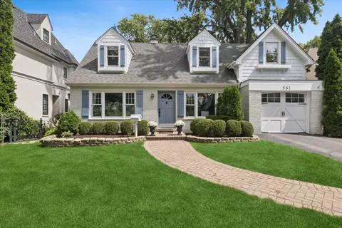 561 N County Line Rd, Hinsdale, IL 60521