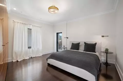 Bedroom - 39 E Schiller St #4W, Chicago, IL 60610 photo 4 of 5