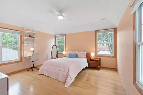 Bedroom - 2114 Prairie St, Glenview, IL 60025 photo 3 of 4