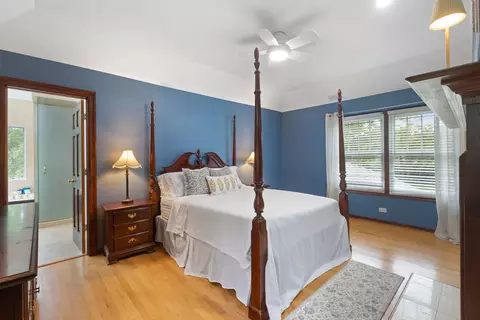 Bedroom - 2114 Prairie St, Glenview, IL 60025 photo 1 of 4