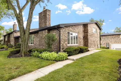 15349 Catalina Dr, Orland Park, IL 60462