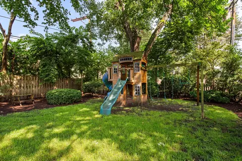 3323 Harrison St, Evanston, IL 60201 photo 15