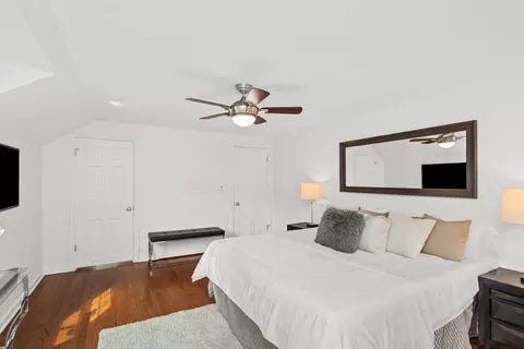 3323 Harrison St, Evanston, IL 60201 photo 18