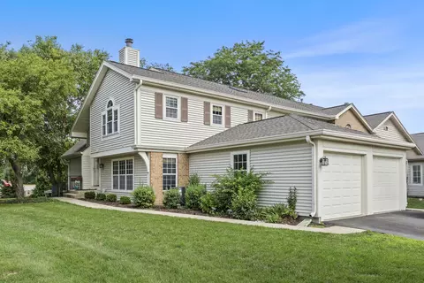 27 W414 Melrose Ln, Winfield, IL 60190