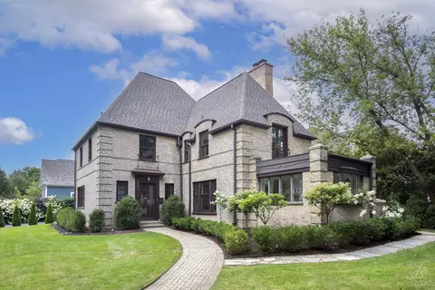 1610 Linden Ave, Highland Park, IL 60035
