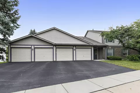 Other - 1104 Yorkshire Ct #A, Elgin, IL 60120 photo 2 of 6