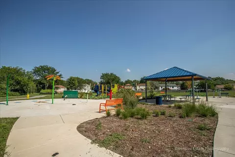 Other - Undisclosed, Hazel Crest, IL 60429 photo 3 of 5