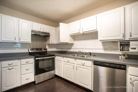 Kitchen - Undisclosed, Hazel Crest, IL 60429 photo 1 of 3