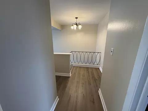 9283 Dee Rd, Des Plaines, IL 60016 photo 9