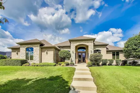 8132 Pickens Dr, Orland Park, IL 60462