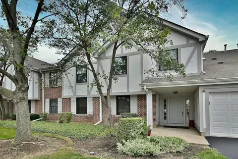 485 Elizabeth Dr #485, Wood Dale, IL 60191