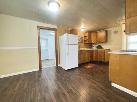 306 S 4th St, Cherry, IL 61317 photo 10