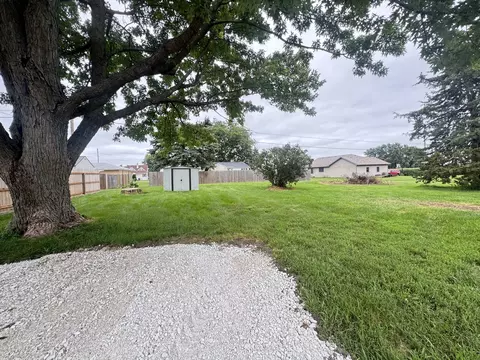 306 S 4th St, Cherry, IL 61317 photo 28