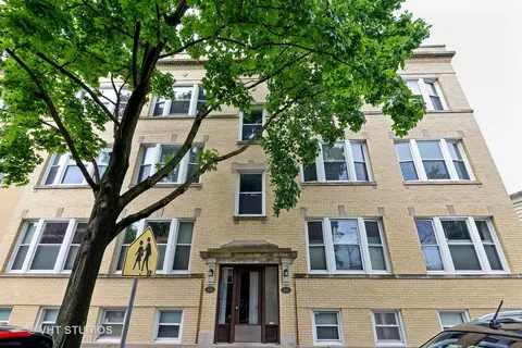 4110 N Wolcott Ave #2, Chicago, IL 60613