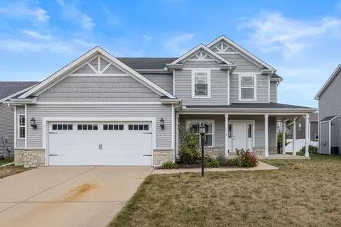 118 Sunflower St, Savoy, IL 61874