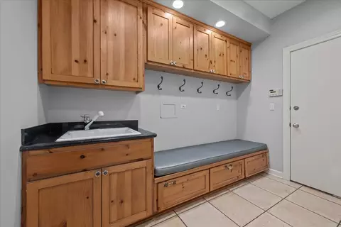 101 Crestview Dr, Deerfield, IL 60015 photo 17
