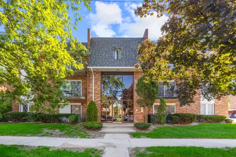 669 Chappel Ave #2C, Calumet City, IL 60409