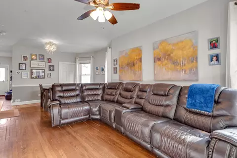 2053 N Lavergne Ave, Chicago, IL 60639 photo 6