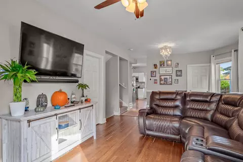 2053 N Lavergne Ave, Chicago, IL 60639 photo 7