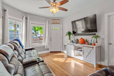 2053 N Lavergne Ave, Chicago, IL 60639 photo 4