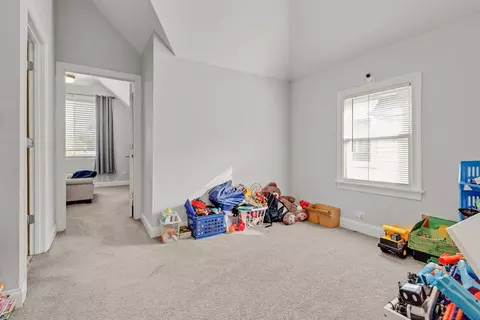 2053 N Lavergne Ave, Chicago, IL 60639 photo 19