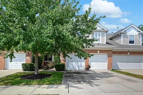 2508 Camberley Cir, Westchester, IL 60154