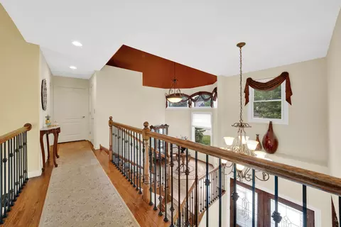 Entry Way - 13151 S Lake Mary Dr, Plainfield, IL 60585 photo 5 of 8